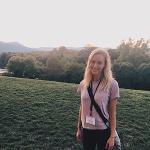 Meet your Posher, Natalie